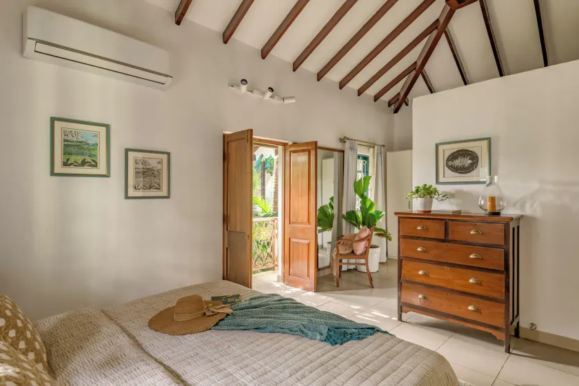 Sanctuary by RÊVE Escapes - Premium 3 BHK Villa Near Morjim Beach - Room