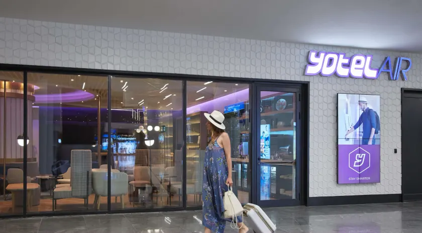 YOTELAIR Istanbul Airport, Duty free - International Transit area - Image 1