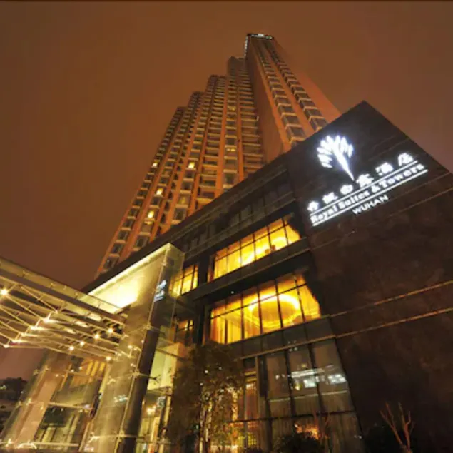 Royal Suites & Tower - Image 1