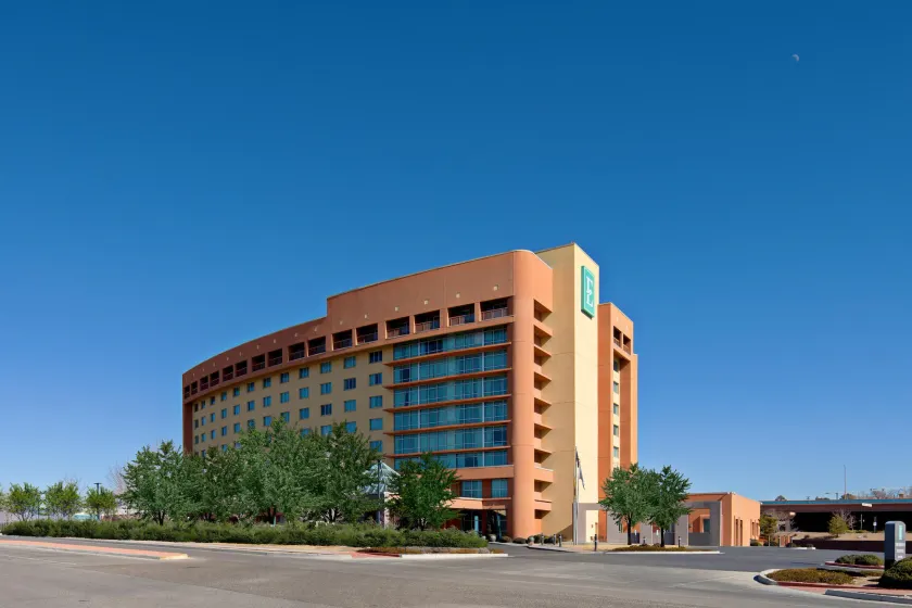Embassy Suites by Hilton Albuquerque - Image 1