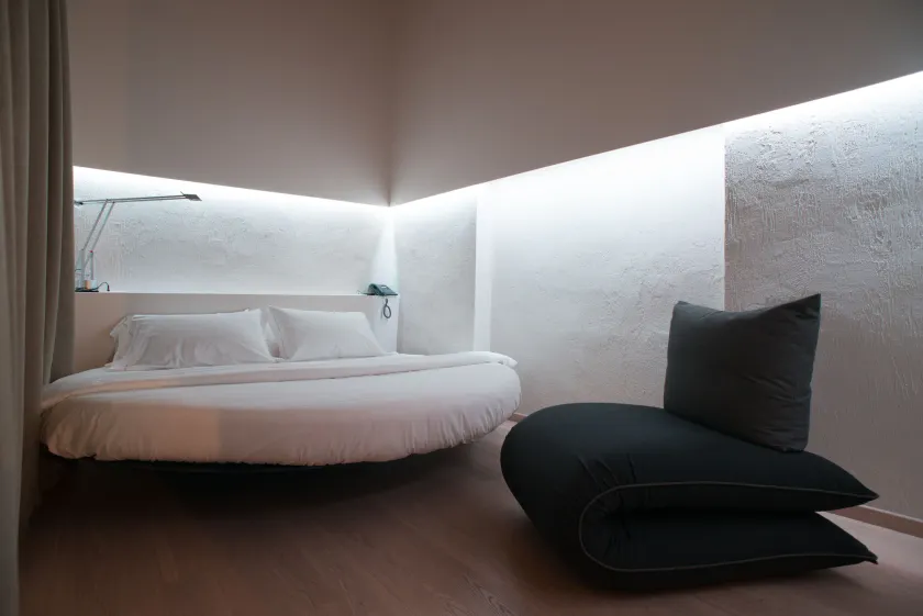 Verona Design - Image 1