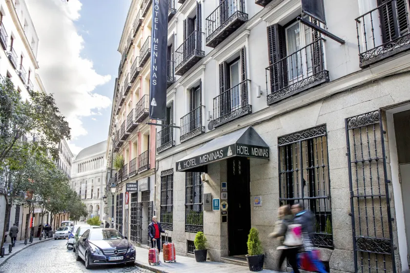 Hotel Meninas - Boutique Opera - Image 1