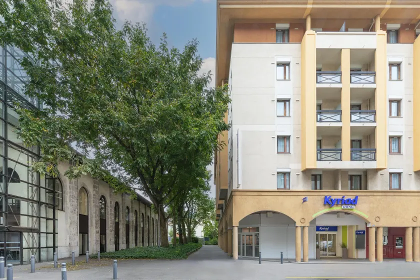 Hôtel Kyriad Chambéry Centre Curial - Image 1