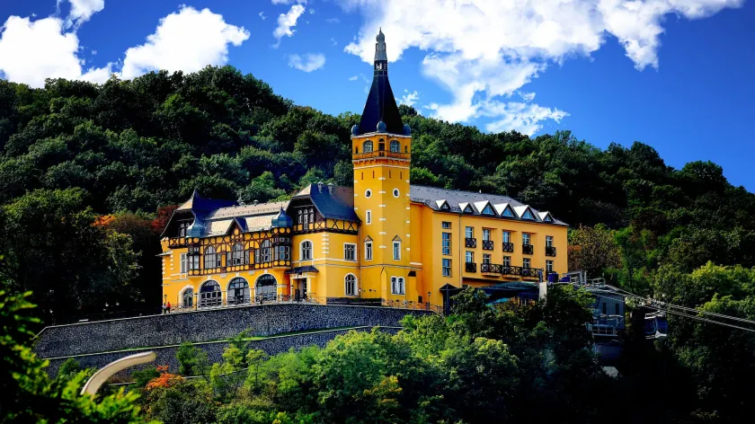 Hotel Větruše - Image 1