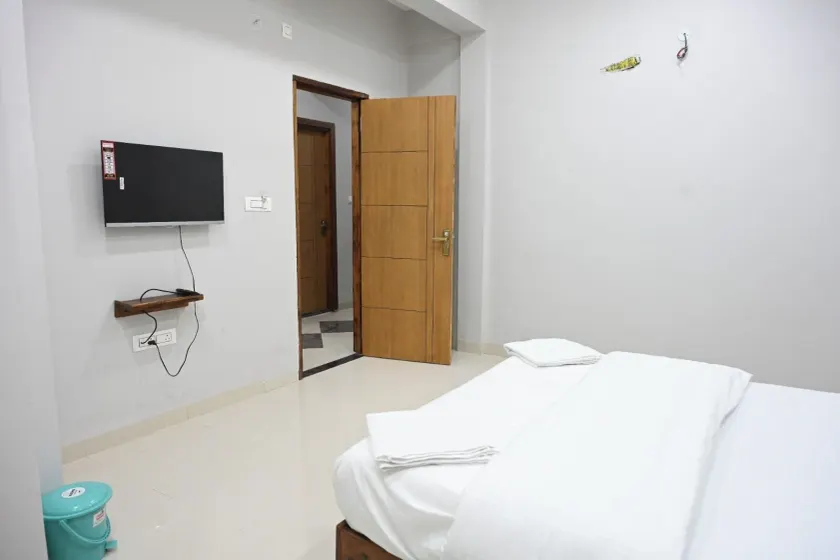 Hotel RRR Palace - Chambre