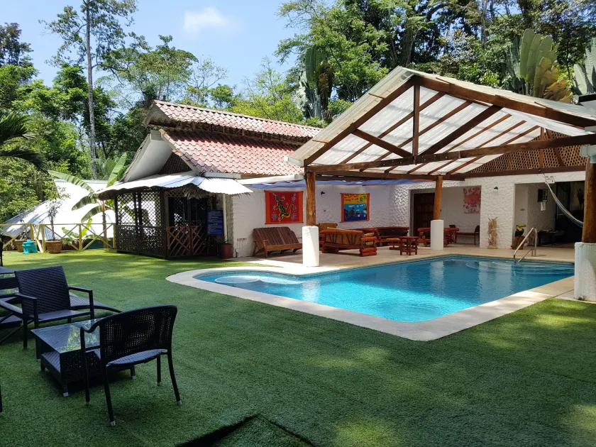 Bugabutik Hotel Resort - Image 1