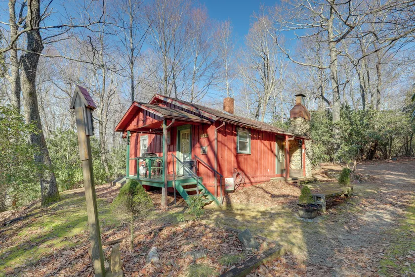 Dog-friendly Burnsville Cabin Rental Near Hiking! - Image 1