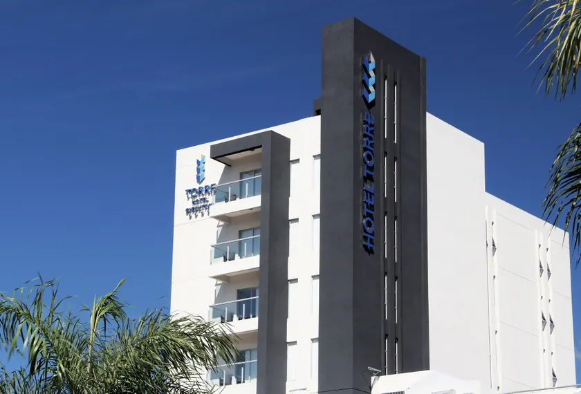 Torre Hotel Ejecutivo - Image 1