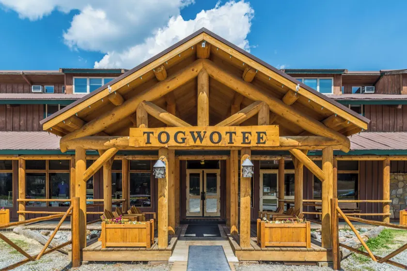 Togwotee Mountain Lodge - Image 1
