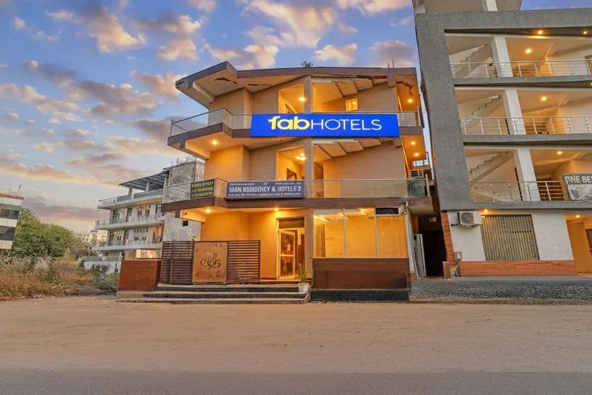 Fabhotel Varn Residency - Image 1