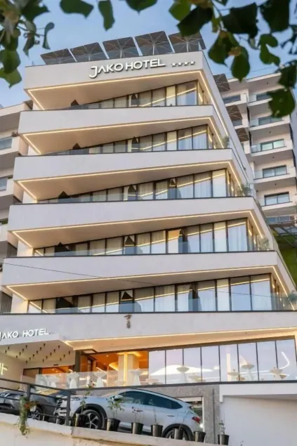 Jako Premium Hotel - Image 1