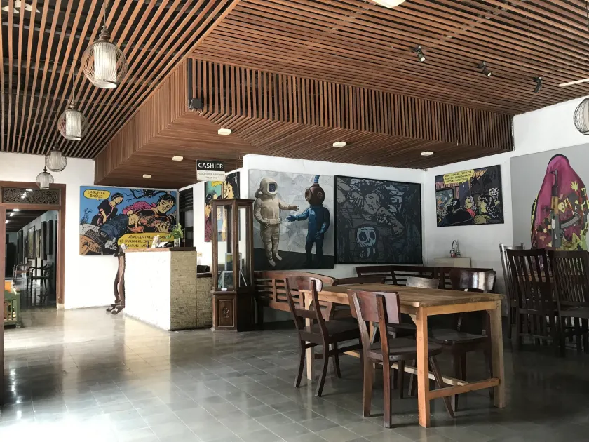 Watu Agung Guest House - Image 1