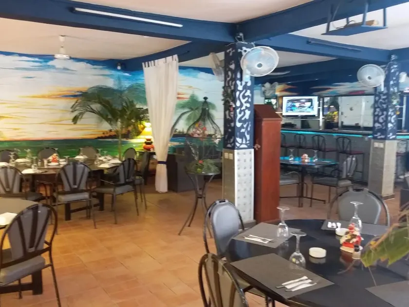 Fana Hotel - Image 1