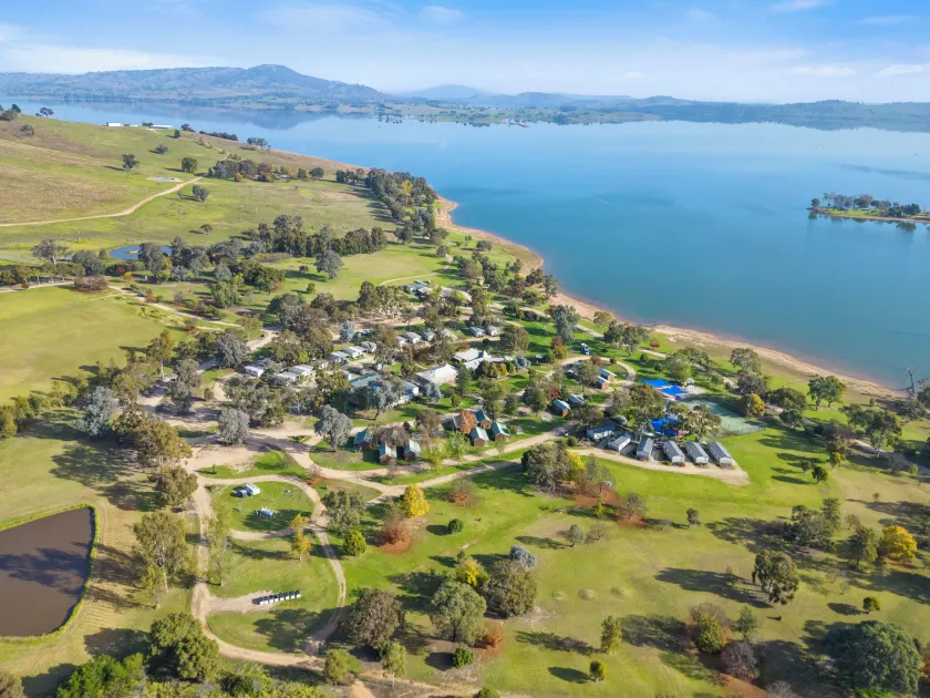 Lake Hume Holiday Park - Image 1