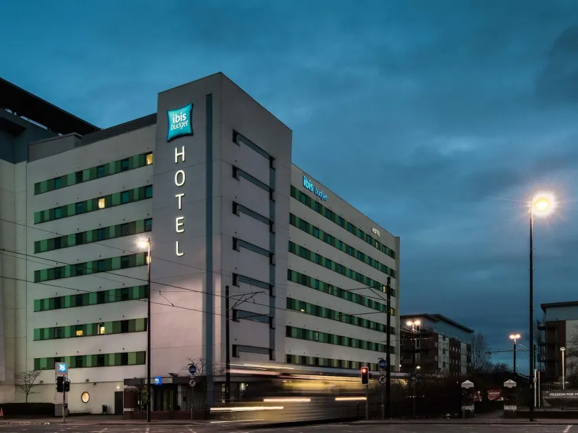 ibis budget Manchester Salford Quays - Image 1