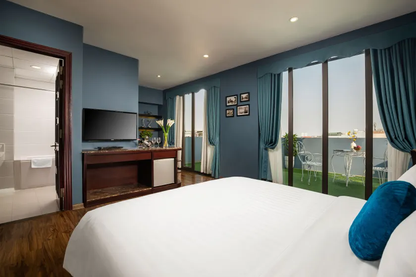 Serene Boutique Hotel & Spa - Image 1