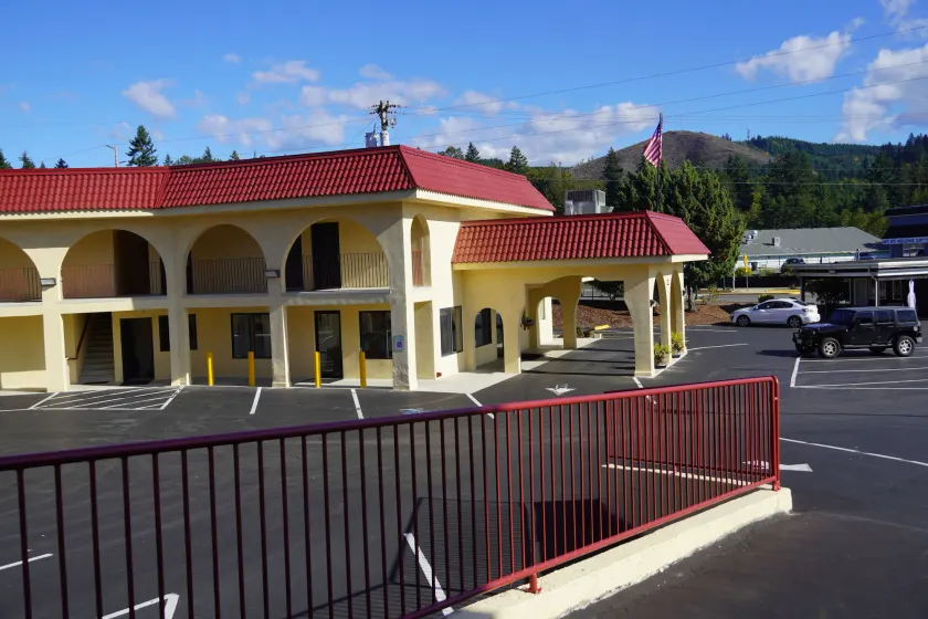 Timberland Inn & Suites - Image 1