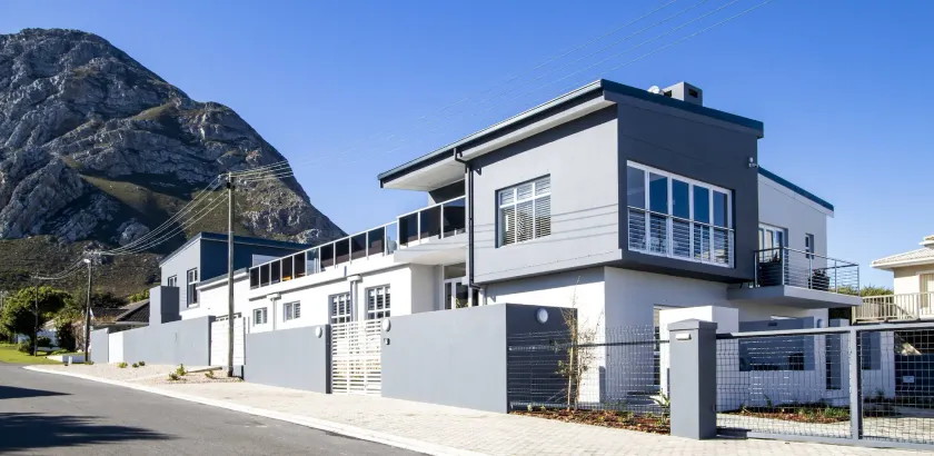 Whale Coast Ocean Villa - Image 1