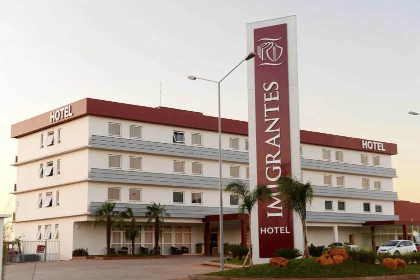 Imigrantes Hotel - Image 1