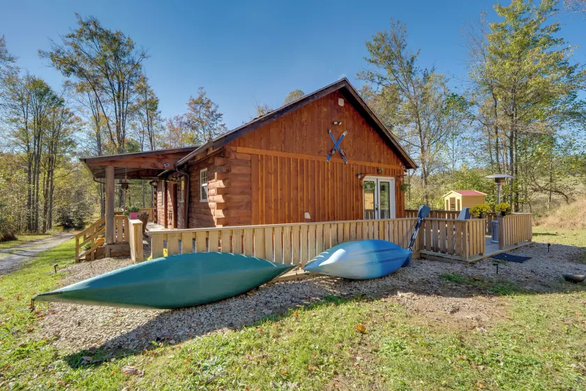 7 Mi to Bilger's Rocks: Secluded 7-acre Retreat - Image 1