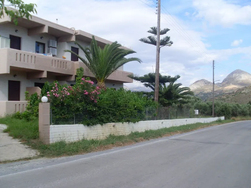 Elena Rooms - Image 1