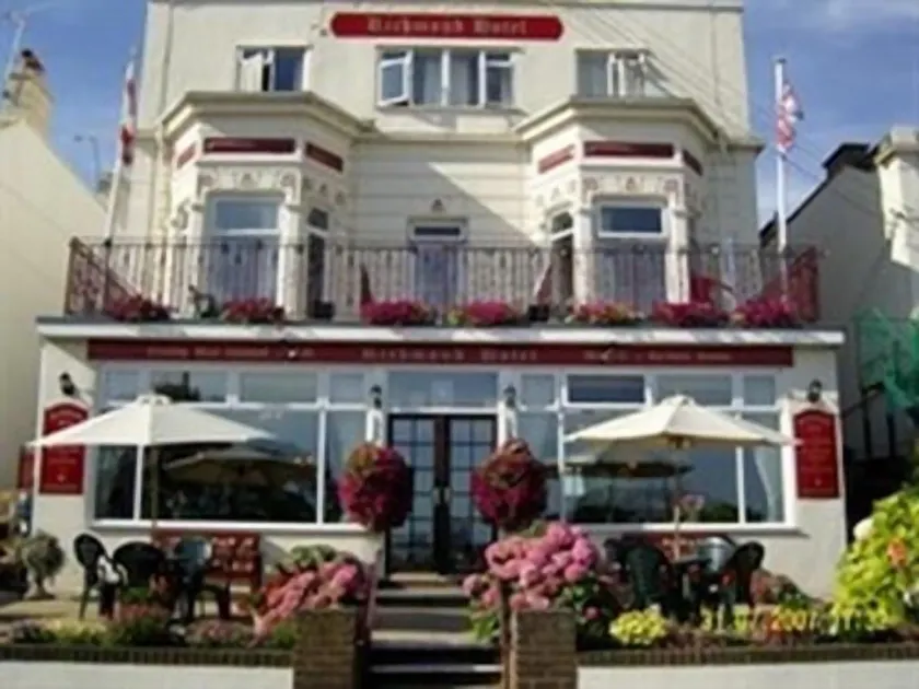 Richmond Hotel - Image 1
