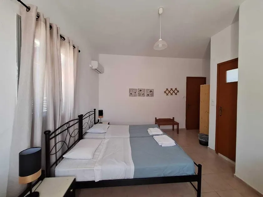 Nikos Hotel - Image 1