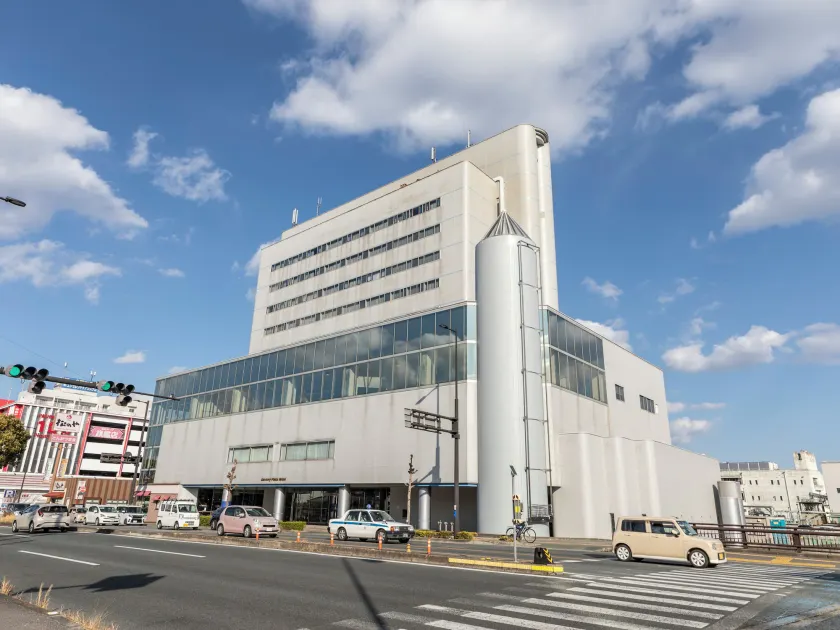 Century Plaza Hotel - Image 1