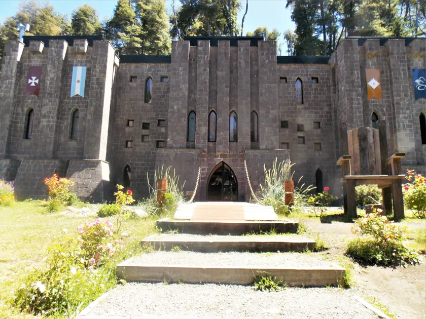 Del Caballero Castillo Hotel - Image 1