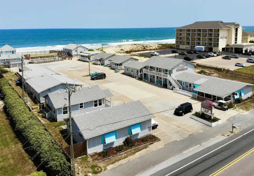Sand Spur Cottages - Image 1