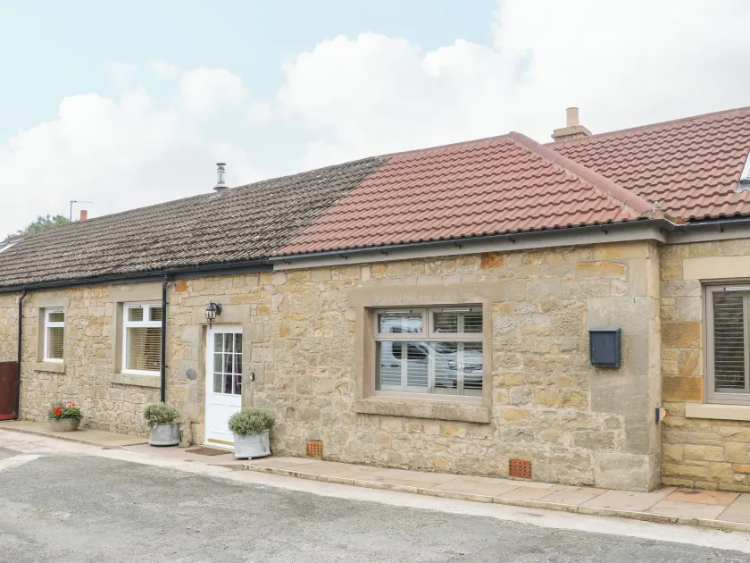 Stable Cottage - Image 1