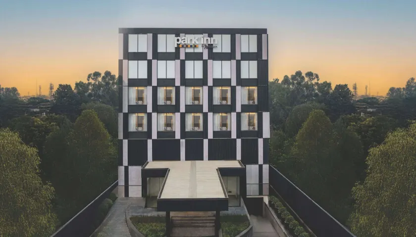 Park Inn by Radisson Jalandhar - Image 1