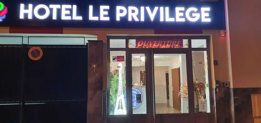 Hotel le Privilege - Image 1