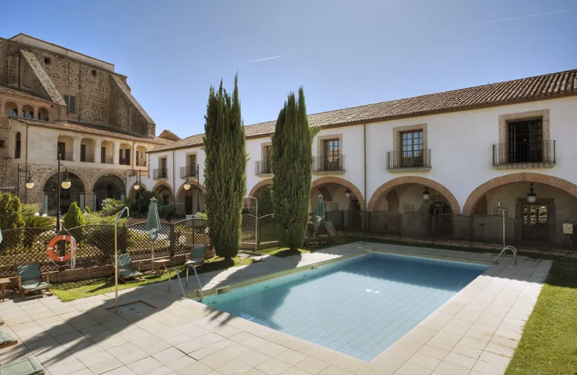 Parador de Plasencia - Image 1