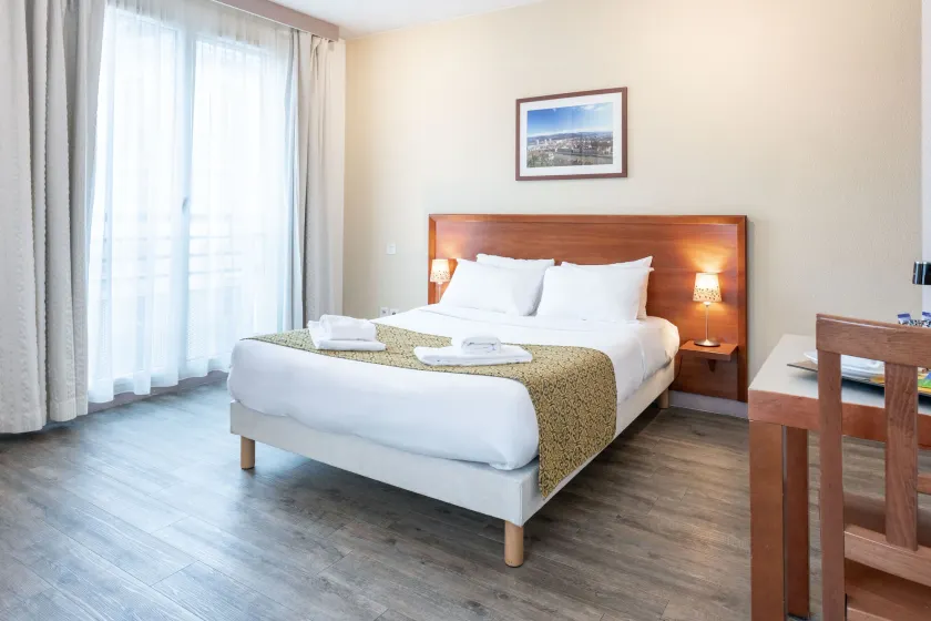 Residhotel Le Royal Résidence Grenoble - Image 1
