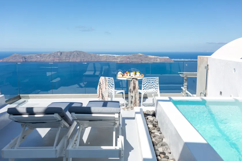 Dreaming View Suites - Image 1