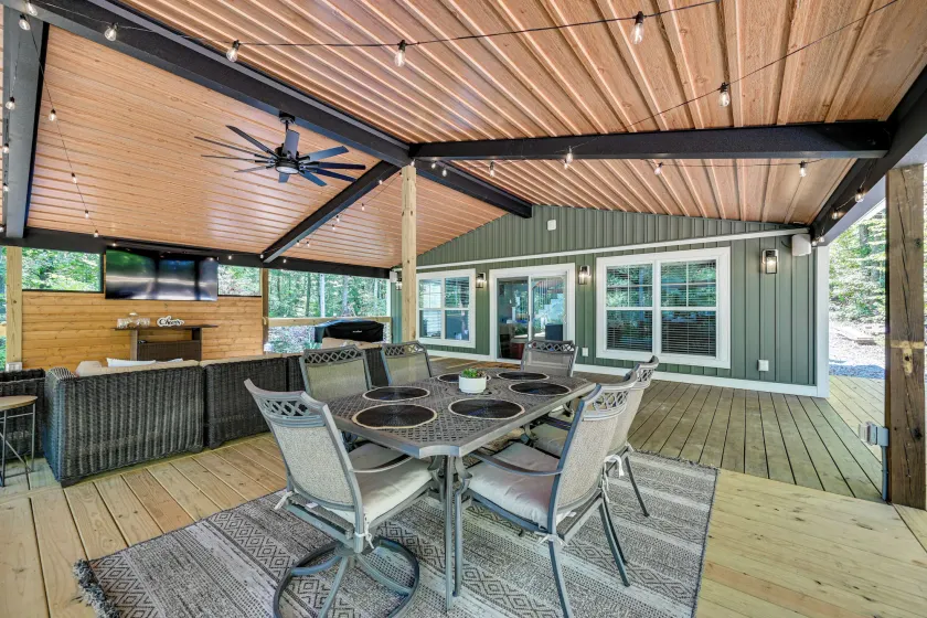 Luxe Kentucky Cabin Rental ~ 36 Mi to Mammoth Cave - Image 1