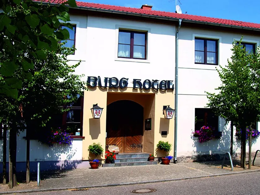 Burg Hotel Ziesar - Image 1