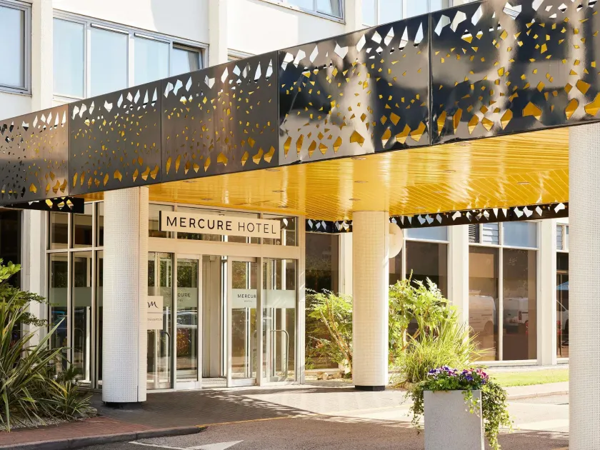 Mercure Northampton - Image 1