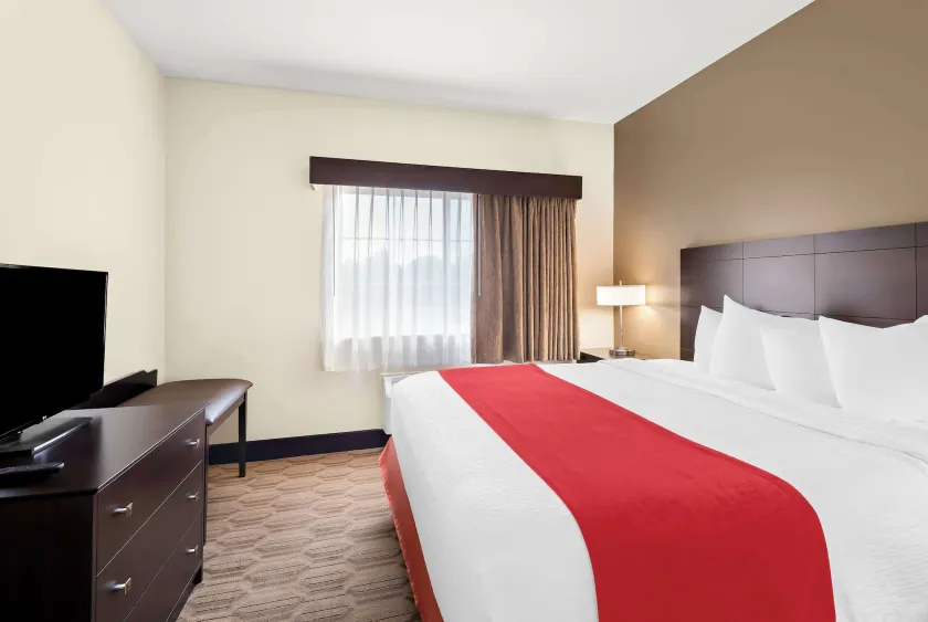 Best Western Palmyra Inn & Suites - Image 1