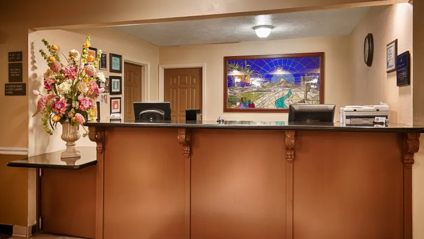 Best Western John Jay Inn - Image 1