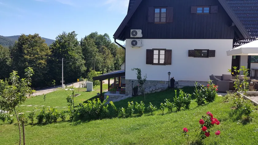 Plitvice Lakes VILLA PRICA - Image 1