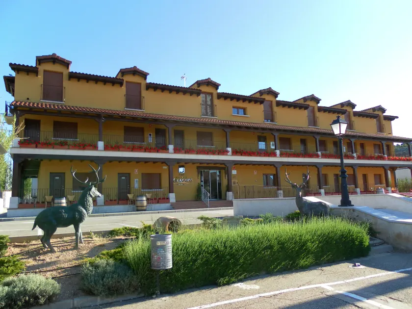 Hotel Milagros Rio Riaza - Image 1