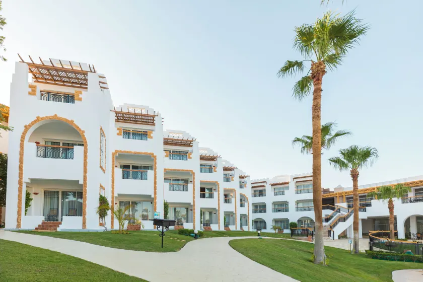 Sunrise Remal Resort - Image 1