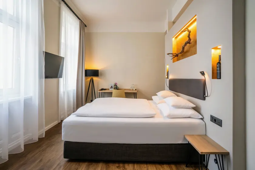 Hotel Rathaus - Wein & Design - Image 1