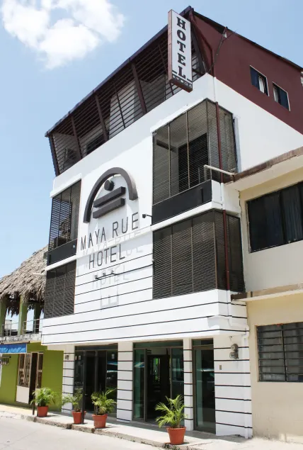 Hotel Maya Rue - Image 1