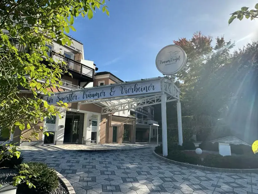 Hotel TraumVogel - Image 1