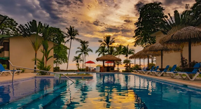 Club del Mar Oceanfront - Image 1
