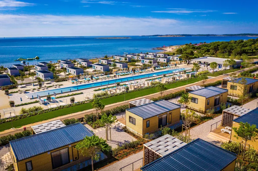 Arena Grand Kazela Camping Homes - Image 1