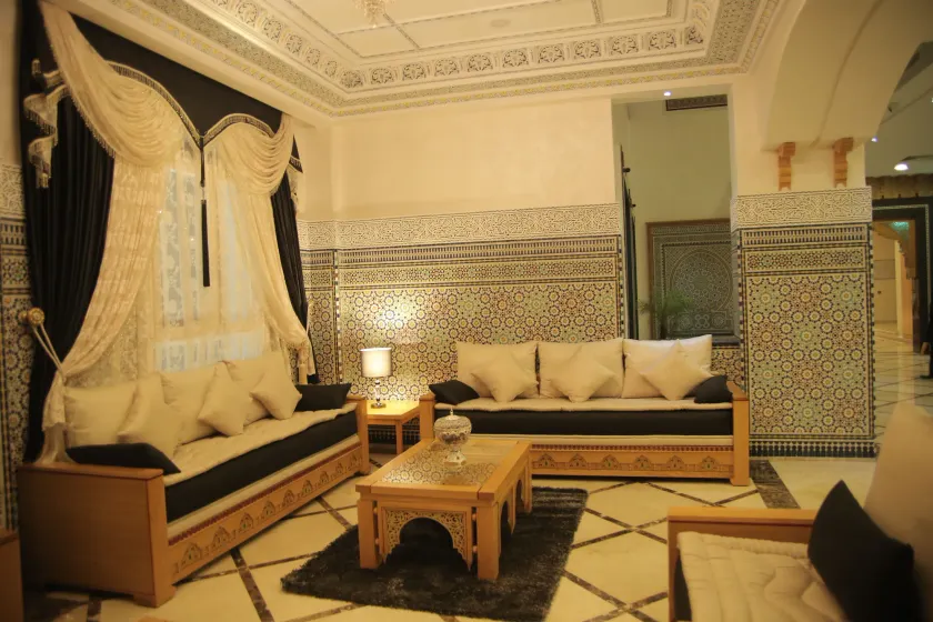 Hotel LA PALOMA - Image 1
